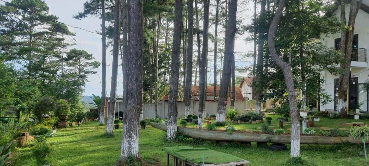 S'Nghe Homestay Mang Den Kon Von Kla Bagian luar foto