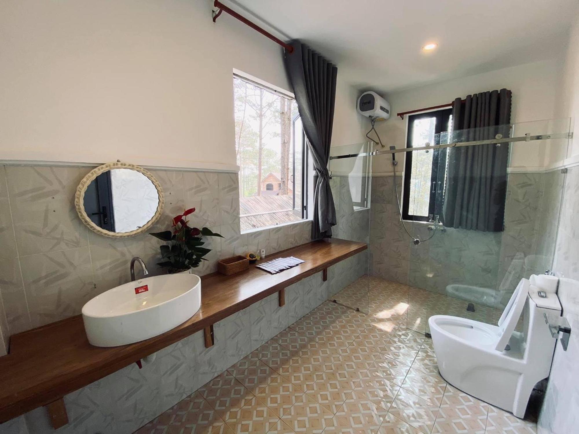 S'Nghe Homestay Mang Den Kon Von Kla Bagian luar foto