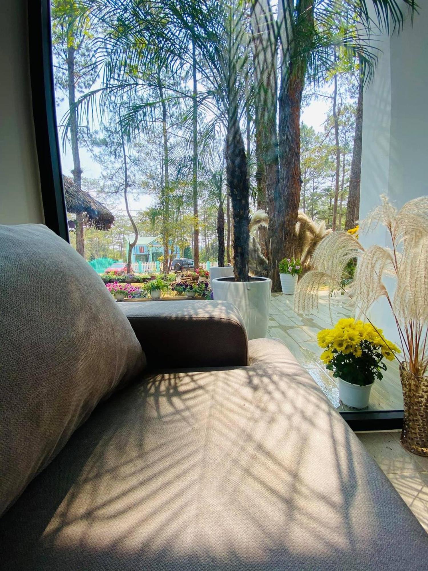 S'Nghe Homestay Mang Den Kon Von Kla Bagian luar foto